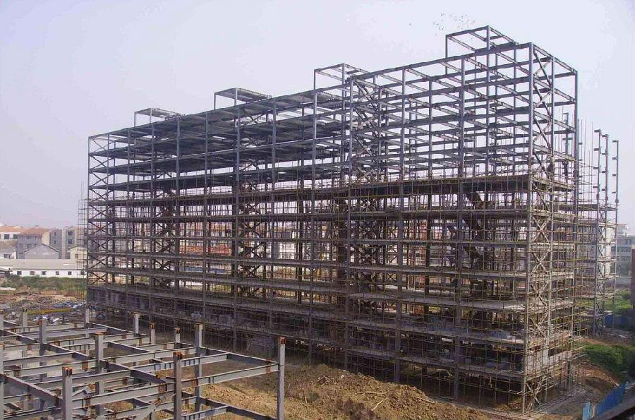 沙坪坝高层钢结构的支撑布置与构造应该符合哪些要求